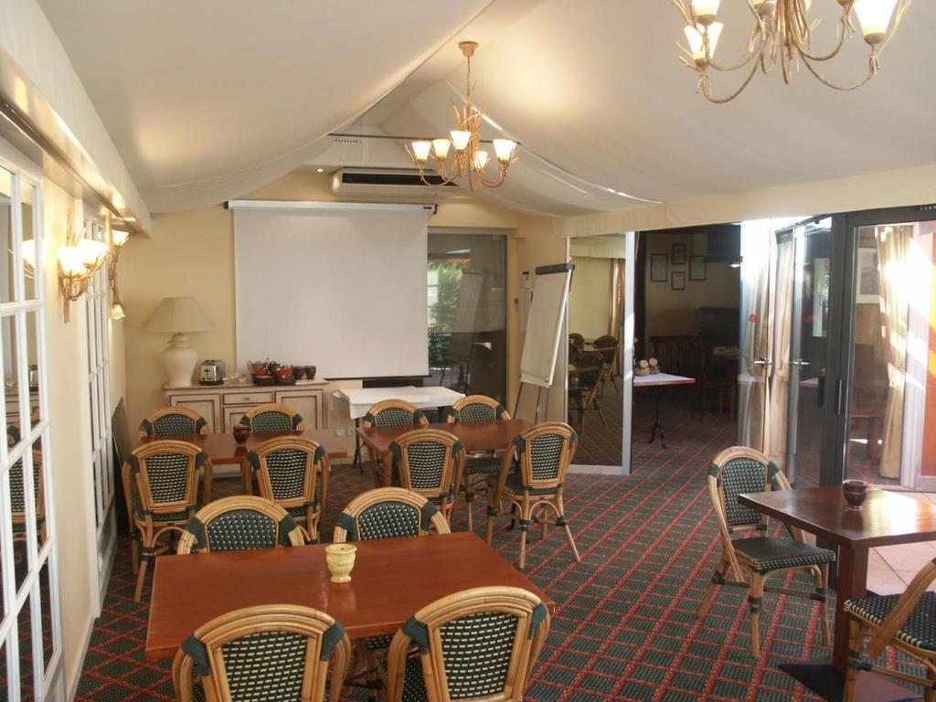 Hotel Le Flamboyant Annecy Esterno foto