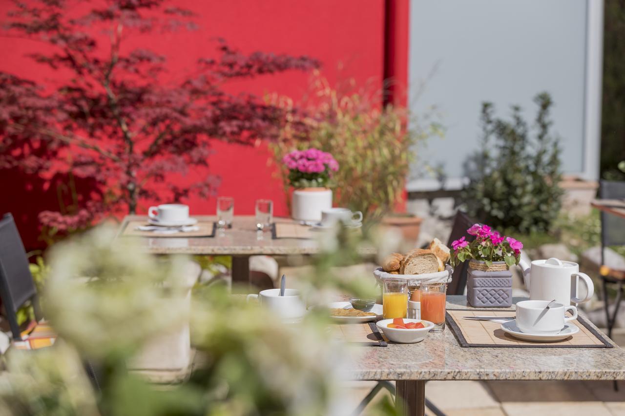Hotel Le Flamboyant Annecy Esterno foto